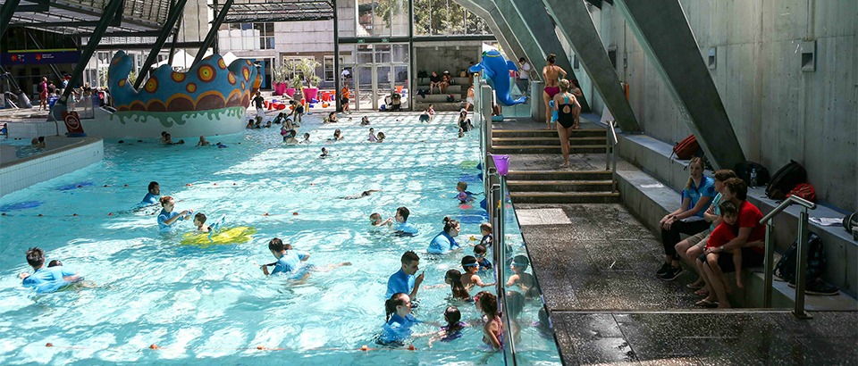 4 College St, Sydney - 5th November 2016. Cook and Phillip Park Aquatic and Fitness Centre open day. The City of Sydney host a series of free open days, inviting locals, visitors and workers to come and explore the City's swimming pools and fitness centres.